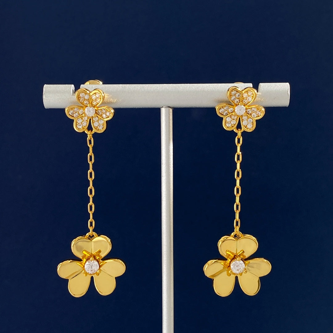 Frivole Pendant Earrings