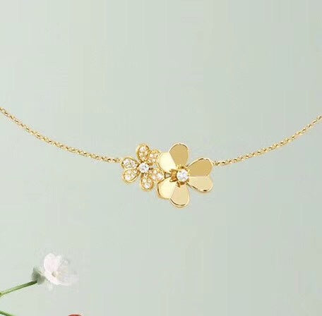 Frivole Clover Clover Necklace